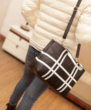 Black N White Hand Bag